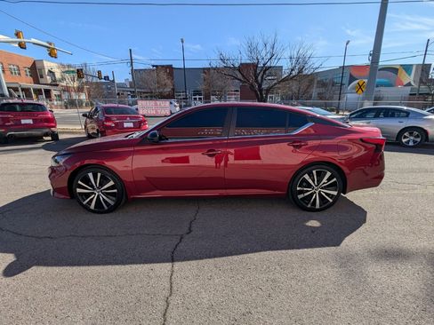 Used 2020 Nissan Altima 2.5 SR image 9