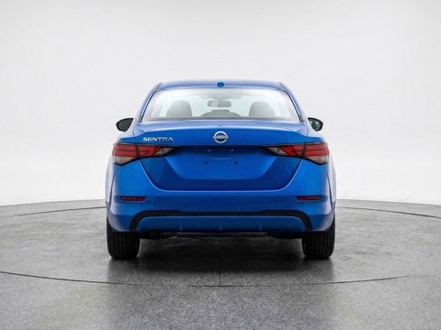 Used 2025 Nissan Sentra SV FWD image 7