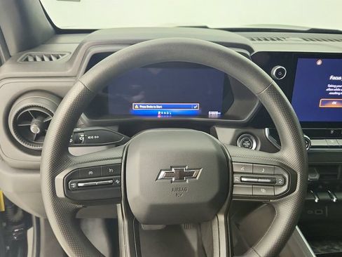 Used 2024 Chevrolet Colorado Trail Boss AWD/4WD image 16
