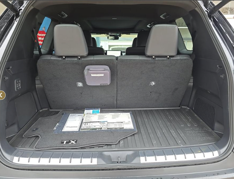 Used 2026 Lexus TX 350 AWD w/ Technology Package image 15