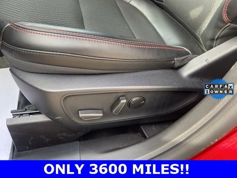 Used 2025 Ford Escape ST-Line w/ Tech Pack #1 image 9