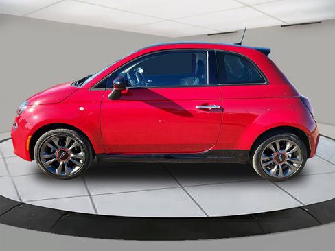 Used 2017 FIAT 500 Pop w/ Sport Black Trim Package image 2
