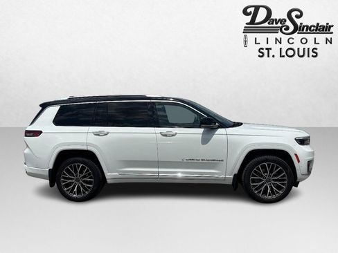 Used 2022 Jeep Grand Cherokee L Summit AWD/4WD image 2