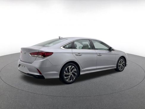 Used 2026 Hyundai Sonata Blue FWD image 8