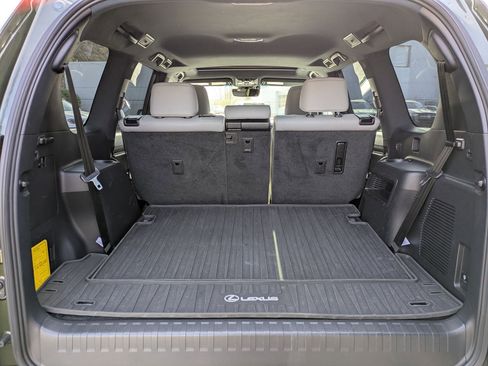 Used 2023 Lexus GX 460 w/ Black Line Special Edition image 34