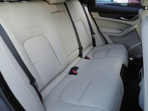 Used 2021 Jaguar F-PACE S AWD/4WD image 20