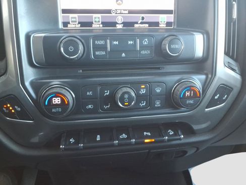 Used 2018 Chevrolet Silverado 1500 LT w/ All Star Edition image 22