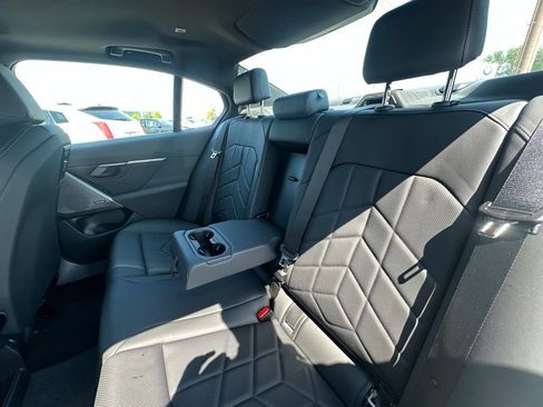 Certified 2025 BMW 530i w/ Premium Package image 15