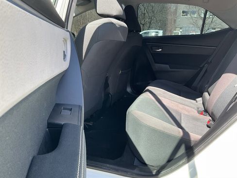 Used 2018 Toyota Corolla LE w/ Protection Package image 14