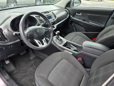 Used 2012 Kia Sportage LX FWD image 12