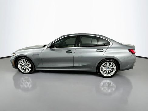 Certified 2024 BMW 330e w/ Premium Package RWD image 8