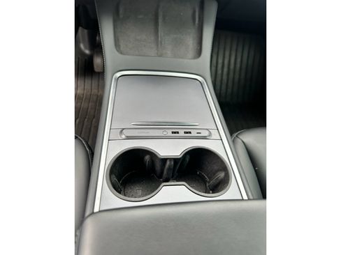 Used 2023 Tesla Model Y Long Range AWD/4WD image 11