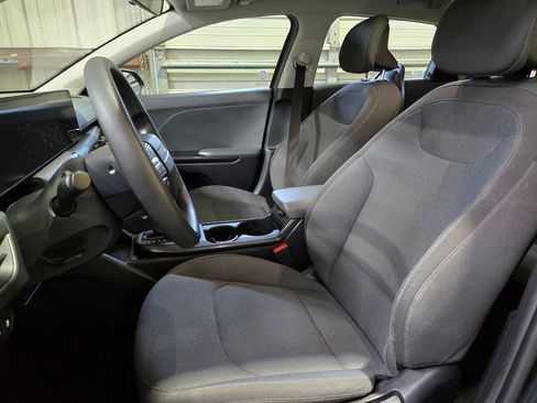 Used 2025 Kia K4 FWD image 8