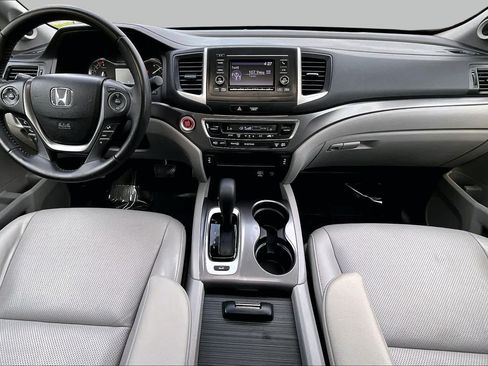 Used 2019 Honda Ridgeline RTL image 16