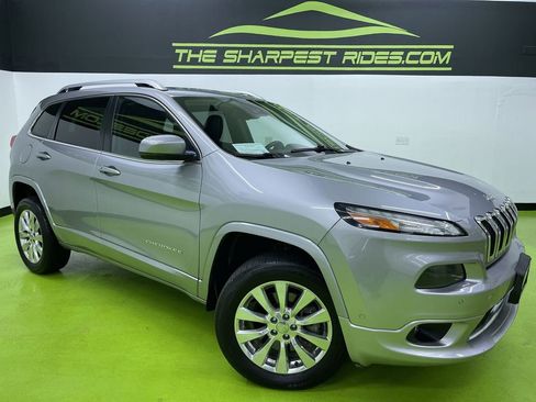 Used 2017 Jeep Cherokee Overland w/ Technology Group image 1
