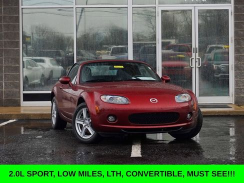 Used 2008 MAZDA MX-5 Miata Sport image 1