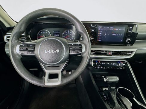 Used 2022 Kia K5 LXS FWD image 10