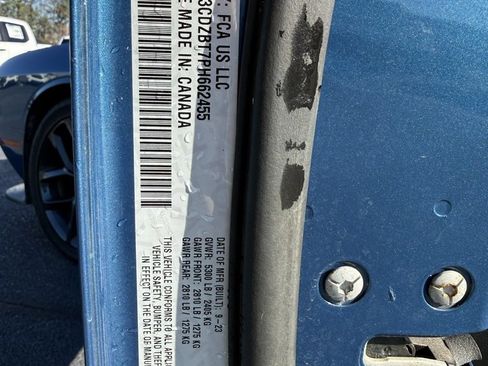 Used 2023 Dodge Challenger R/T w/ Blacktop Package image 33