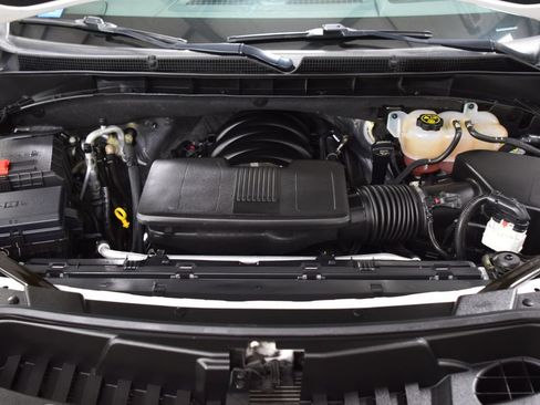 Used 2023 GMC Yukon Denali Ultimate AWD/4WD image 32
