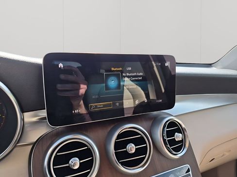 Used 2022 Mercedes-Benz GLC 300 4MATIC w/ Driver Assistance Package image 40