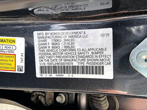 Certified 2025 Honda Civic Sport image 14