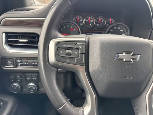 Used 2021 Chevrolet Suburban Z71 image 17