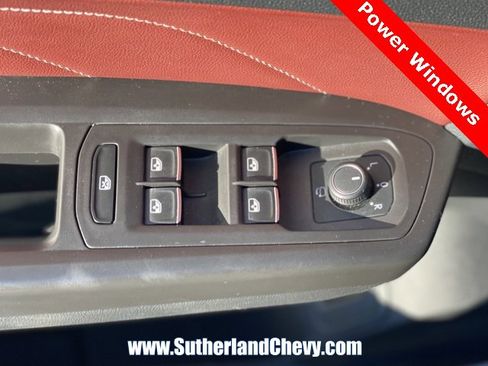 Used 2023 Volkswagen Atlas Cross Sport SEL Premium R-Line image 17