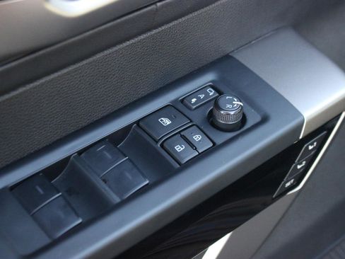 Used 2024 Toyota Tundra Limited image 14