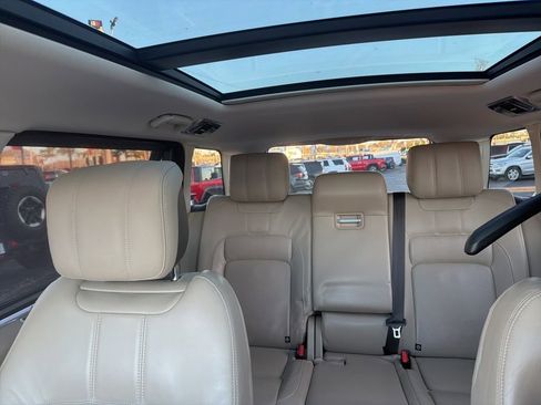 Used 2018 Land Rover Range Rover Long Wheelbase Supercharged image 21