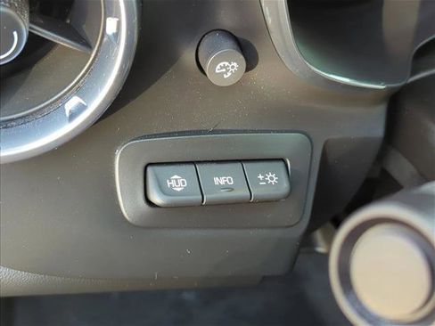 Used 2018 Chevrolet Camaro ZL1 image 20