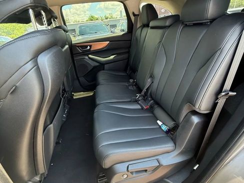 Used 2022 Acura MDX SH-AWD image 11