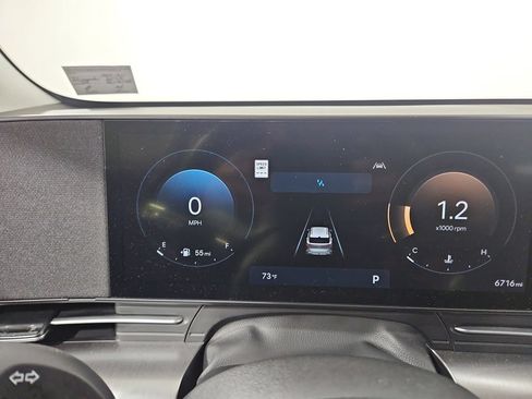 Certified 2025 Hyundai Kona SEL AWD/4WD image 17