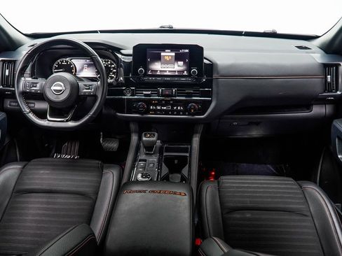 Used 2024 Nissan Pathfinder Rock Creek AWD/4WD image 5