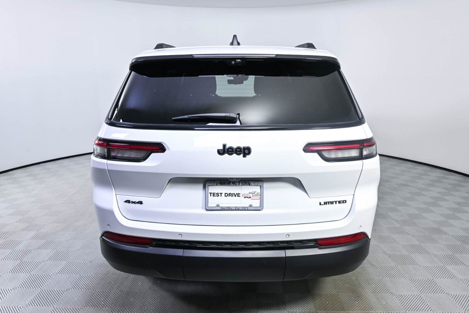 Used 2024 Jeep Grand Cherokee L Limited w/ Luxury Tech Group II AWD/4WD image 28