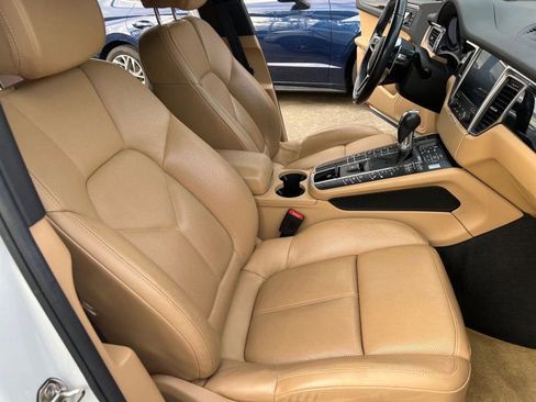 Used 2017 Porsche Macan S AWD/4WD image 14