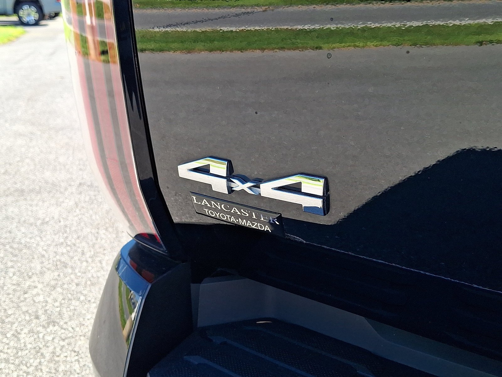Certified 2023 Toyota Tundra Limited AWD/4WD image 32