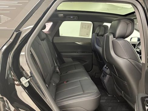 Certified 2025 Cadillac Optiq Luxury 2 w/ LPO, Floor Liner Package AWD/4WD image 16