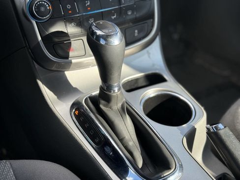 Used 2015 Chevrolet Malibu LS image 21