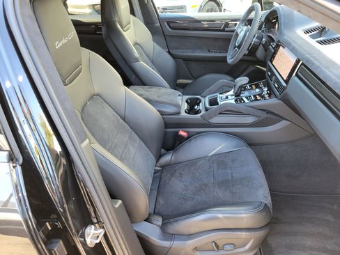 Certified 2023 Porsche Cayenne Turbo GT image 27