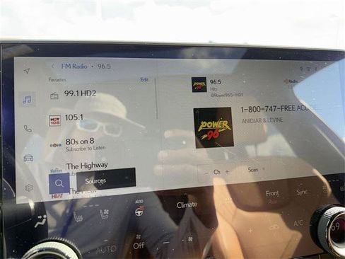 Used 2023 Lexus RX 350 Premium image 16