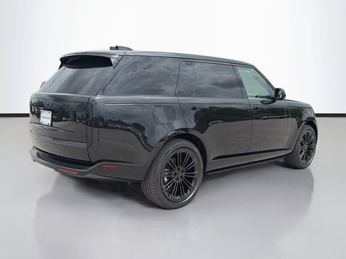 New 2026 Land Rover Range Rover Long Wheelbase SE AWD/4WD image 5