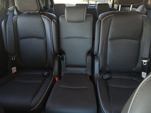 Used 2023 Honda Odyssey Elite image 32