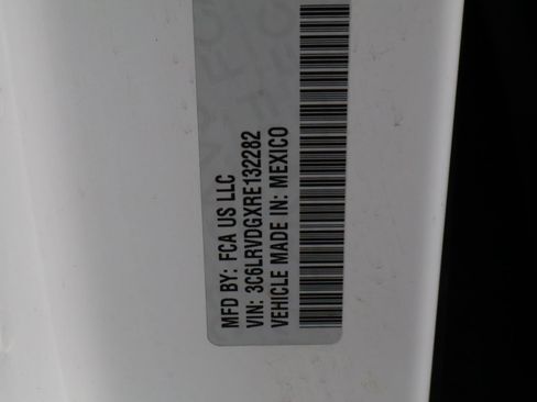 Used 2024 RAM ProMaster 2500 w/ Convenience Group image 17