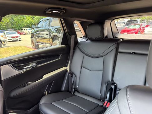 Used 2023 Cadillac XT5 Premium Luxury AWD/4WD image 12