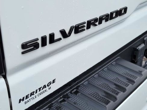 Used 2025 Chevrolet Silverado 2500 High Country w/ High Country Premium Package AWD/4WD image 33