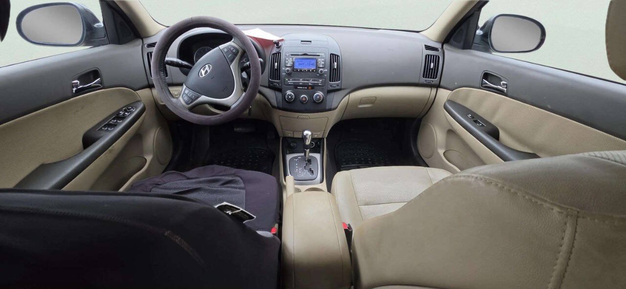 Used 2011 Hyundai Elantra FWD image 8