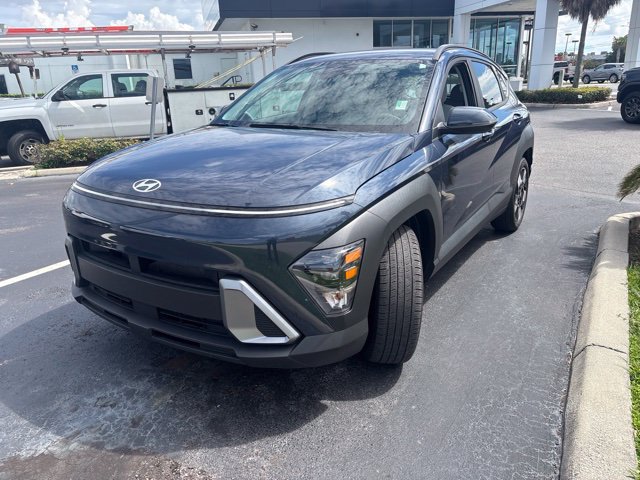 Used 2025 Hyundai Kona SEL FWD image 1