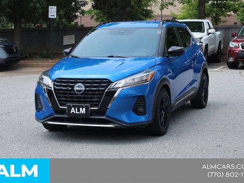 Used 2023 Nissan Kicks SR FWD image 3