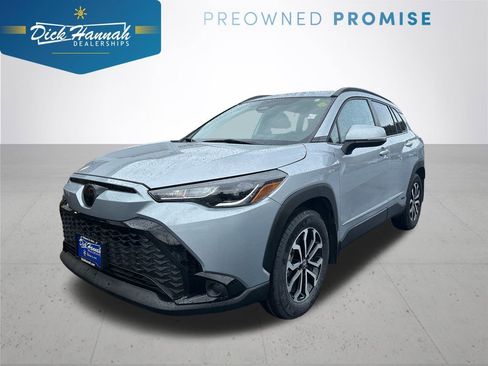 Used 2024 Toyota Corolla Cross SE image 1
