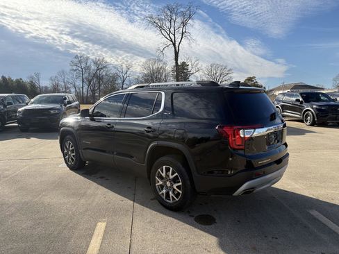 Used 2023 GMC Acadia SLT image 24